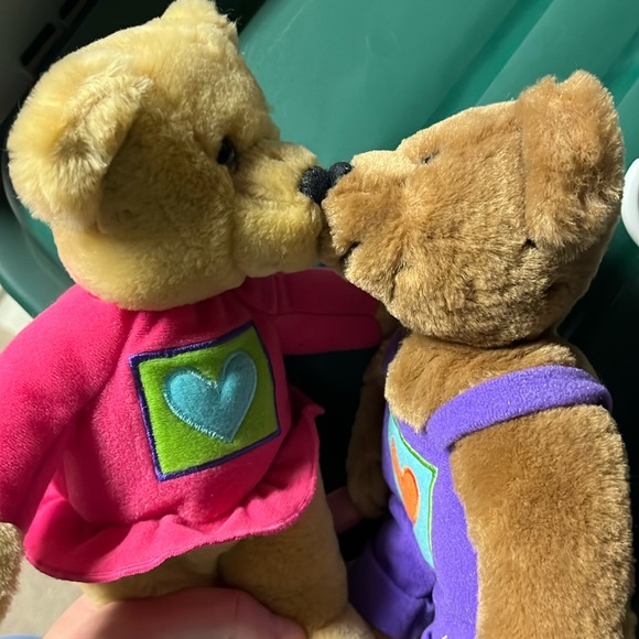 Vintage Hallmark Kissing Teddy Bears Heart Magnetic Nose 10" Stuffed Plush Toys - Picture 2 of 5